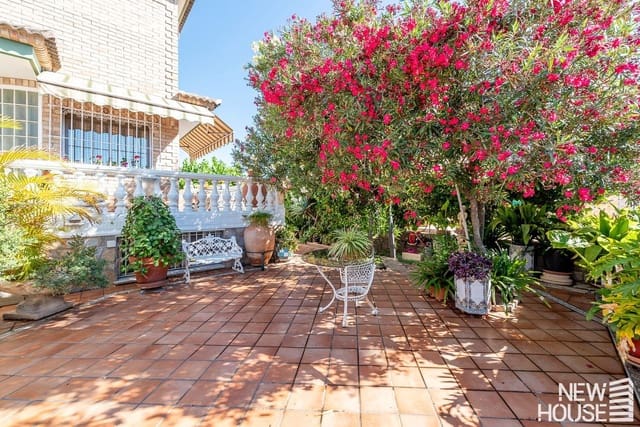 5 chambre Maison de Ville à vendre à San Juan de Alicante / Sant Joan d'Alacant avec garage - 650 000 € (Ref: 9868116)