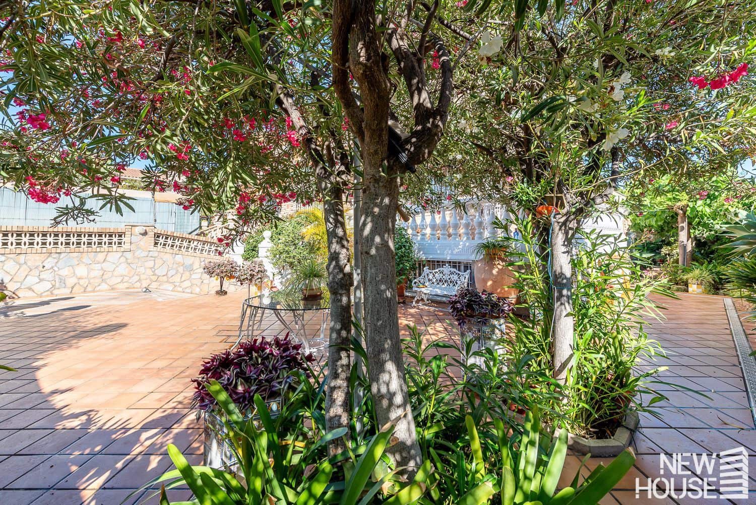 5 bedroom Townhouse for sale in San Juan de Alicante / Sant Joan d'Alacant with garage - € 650,000 (Ref: 9868116)