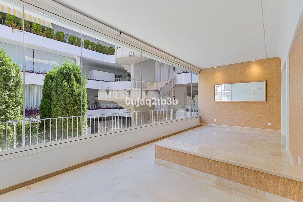 3 makuuhuone Huoneisto myytävänä paikassa Marbella mukana uima-altaan 
autotalli - 1 690 000 € (Ref: 10016682)