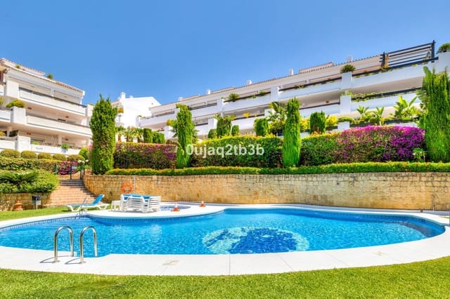 2 makuuhuone Huoneisto myytävänä paikassa Aloha Golf, Marbella mukana uima-altaan 
autotalli - 550 000 € (Ref: 10016683)