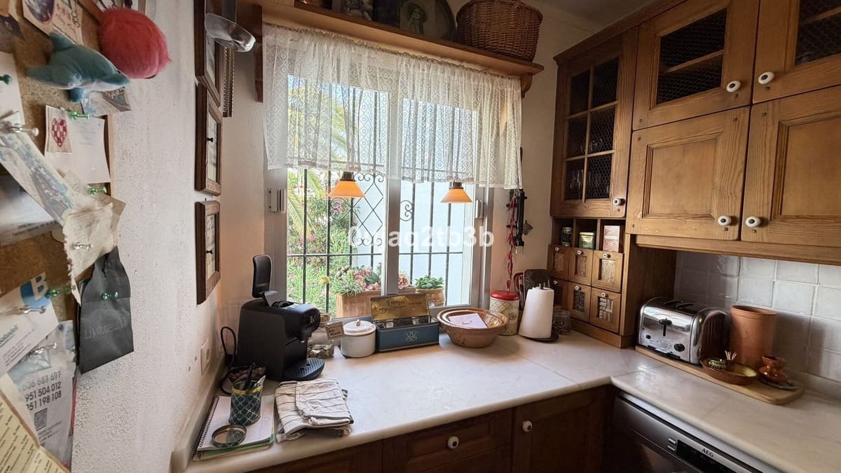 Apartamento de 2 habitaciones en Nueva Andalucia en venta con piscina garaje - 580.000 € (Ref: 10035729)