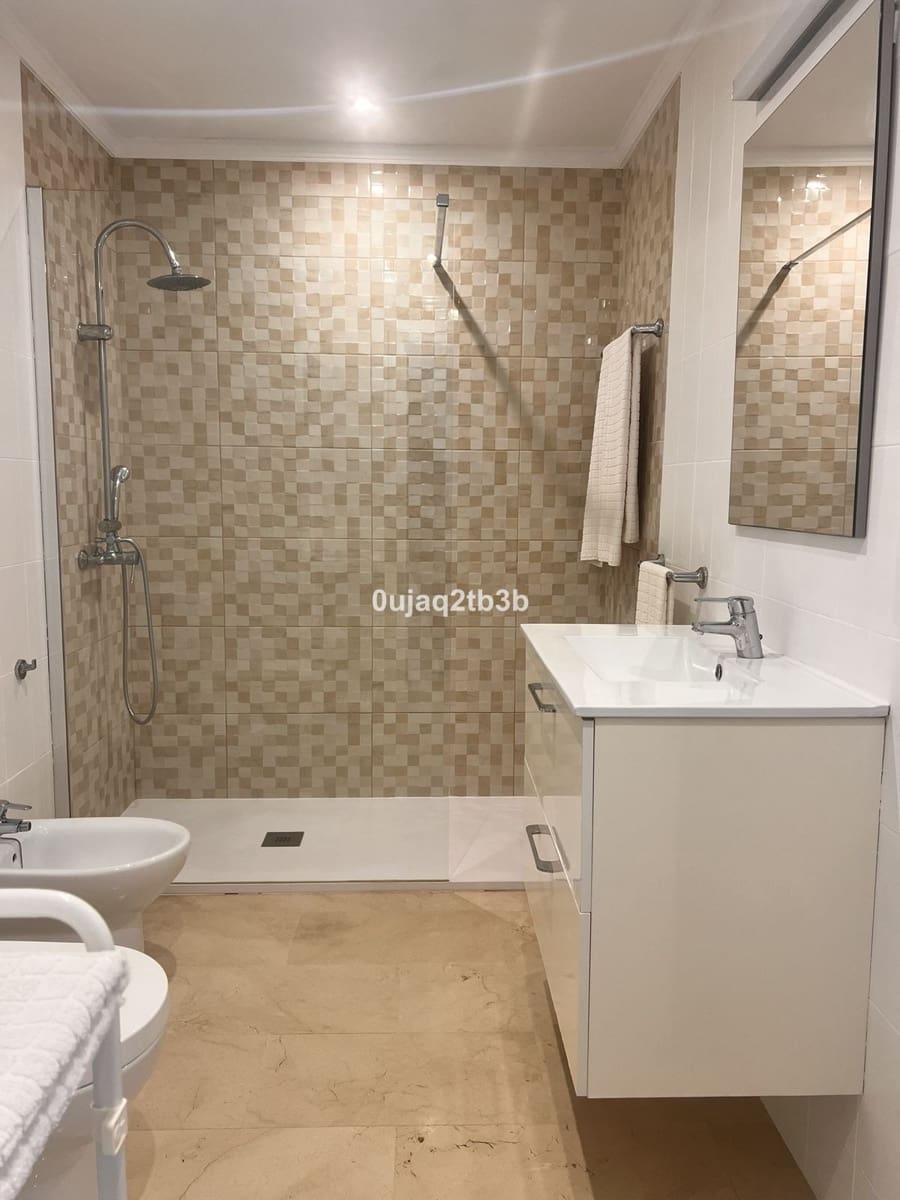 1 soveværelse Lejlighed til salg i New Golden Mile med swimmingpool - € 235.000 (Ref: 10039173)