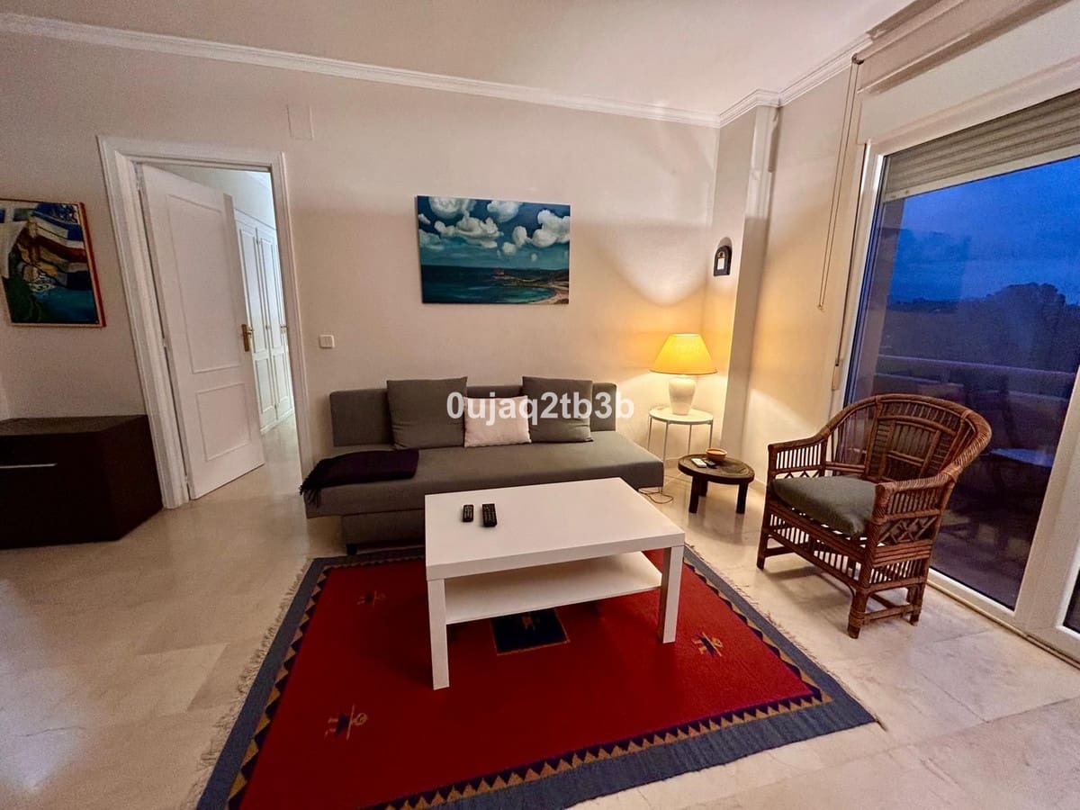 1 soveværelse Lejlighed til salg i New Golden Mile med swimmingpool - € 235.000 (Ref: 10039173)