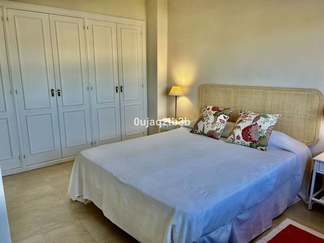1 soveværelse Lejlighed til salg i New Golden Mile, Estepona med swimmingpool - € 235.000 (Ref: 10039173)