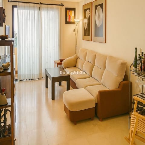 2 sypialnia Apartament na sprzedaż w Selwo, Estepona z basenem garażem - 350 000 € (Ref: 10147394)