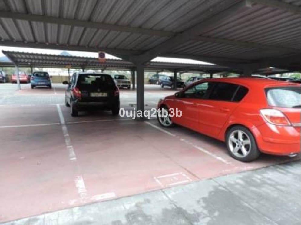 2 camera da letto Appartamento in vendita in New Golden Mile con piscina garage - 350.000 € (Rif: 10147394)