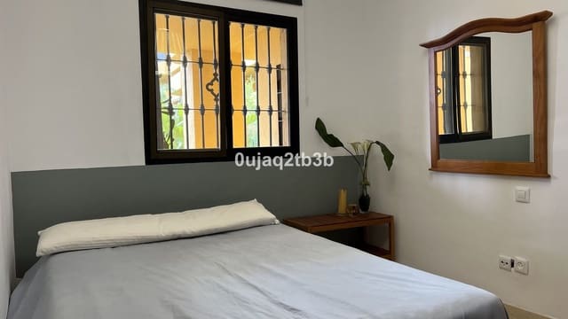 2 sypialnia Apartament na sprzedaż w Selwo, Estepona z basenem garażem - 350 000 € (Ref: 10147394)