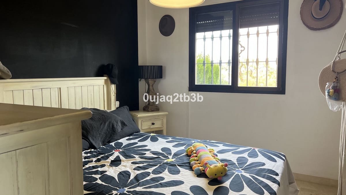 2 camera da letto Appartamento in vendita in New Golden Mile con piscina garage - 350.000 € (Rif: 10147394)