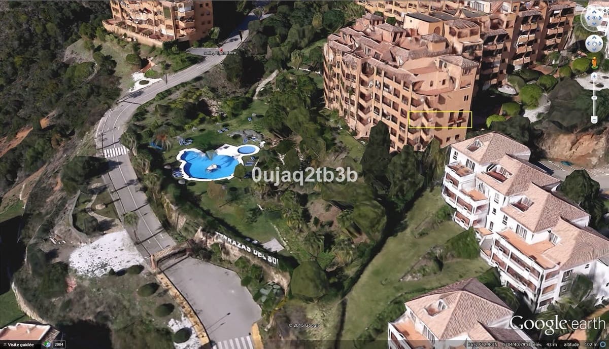 2 bedroom Apartment for sale in New Golden Mile with pool garage - € 350,000 (Ref: 10172335)