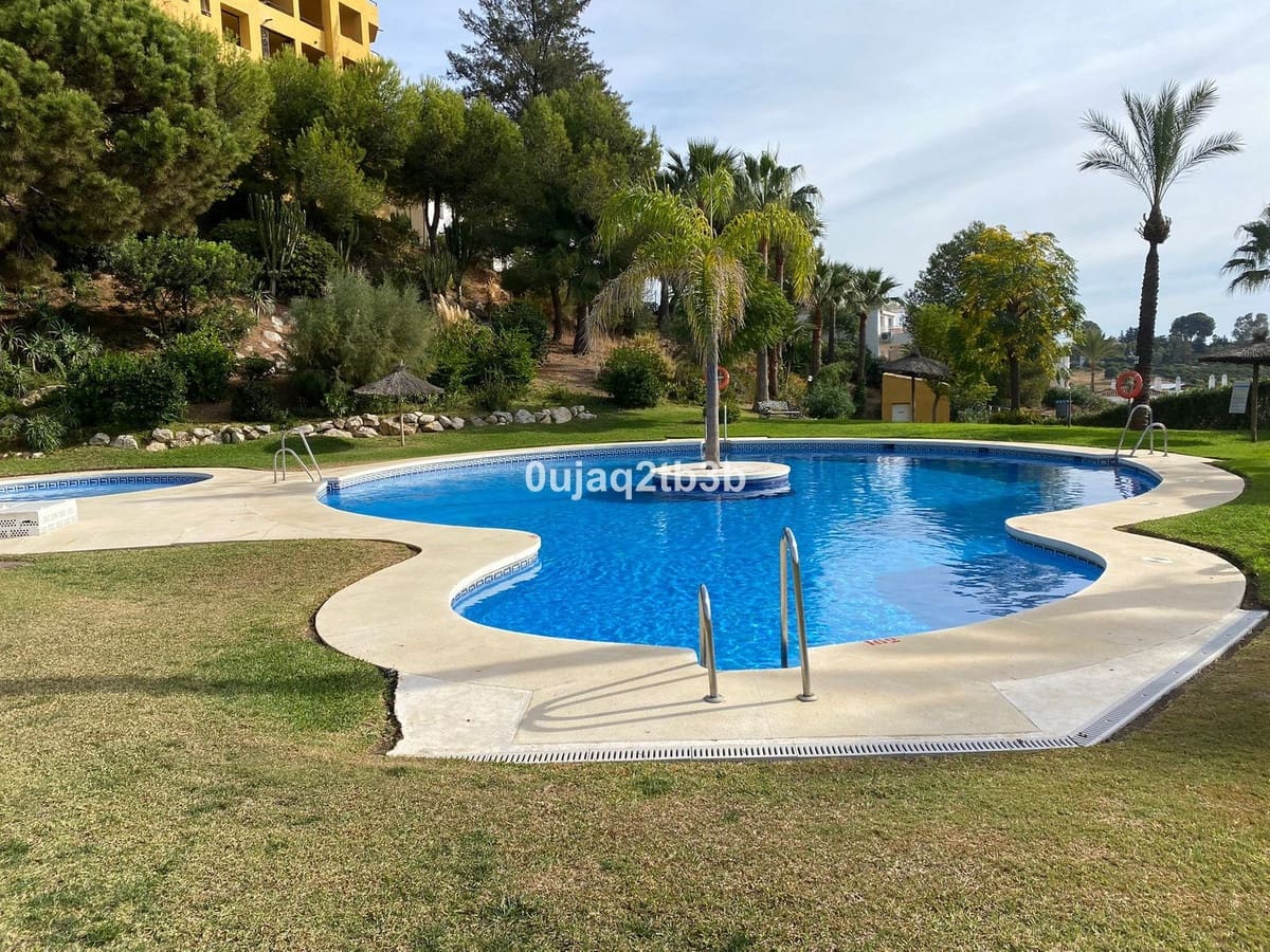 2 bedroom Apartment for sale in New Golden Mile with pool garage - € 350,000 (Ref: 10172335)