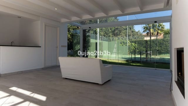 Chalet de 6 habitaciones en Guadalmina Baja, Marbella en venta con piscina garaje - 4.900.000 € (Ref: 5035245)