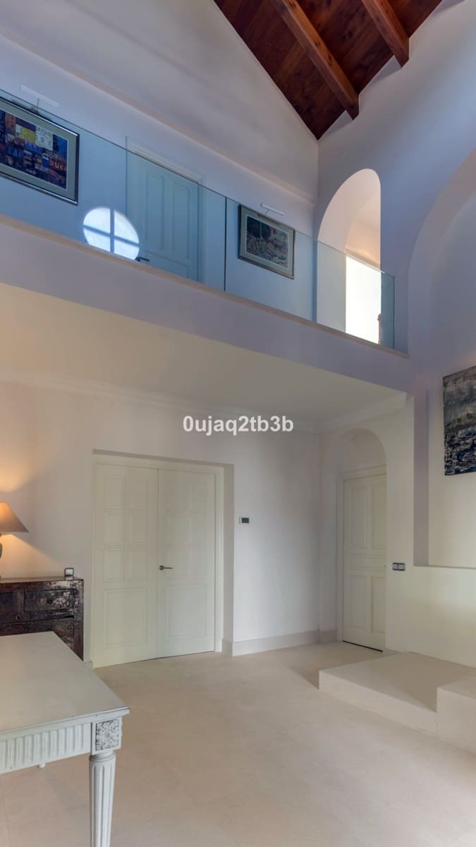 Chalet de 6 habitaciones en Guadalmina en venta con piscina garaje - 4.900.000 € (Ref: 5035245)