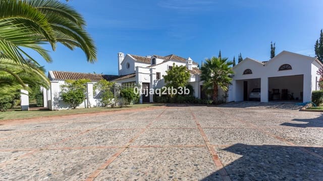 6 Zimmer Villa zu verkaufen in Guadalmina Baja, Marbella mit Pool Garage - 4.900.000 € (Ref: 5035245)
