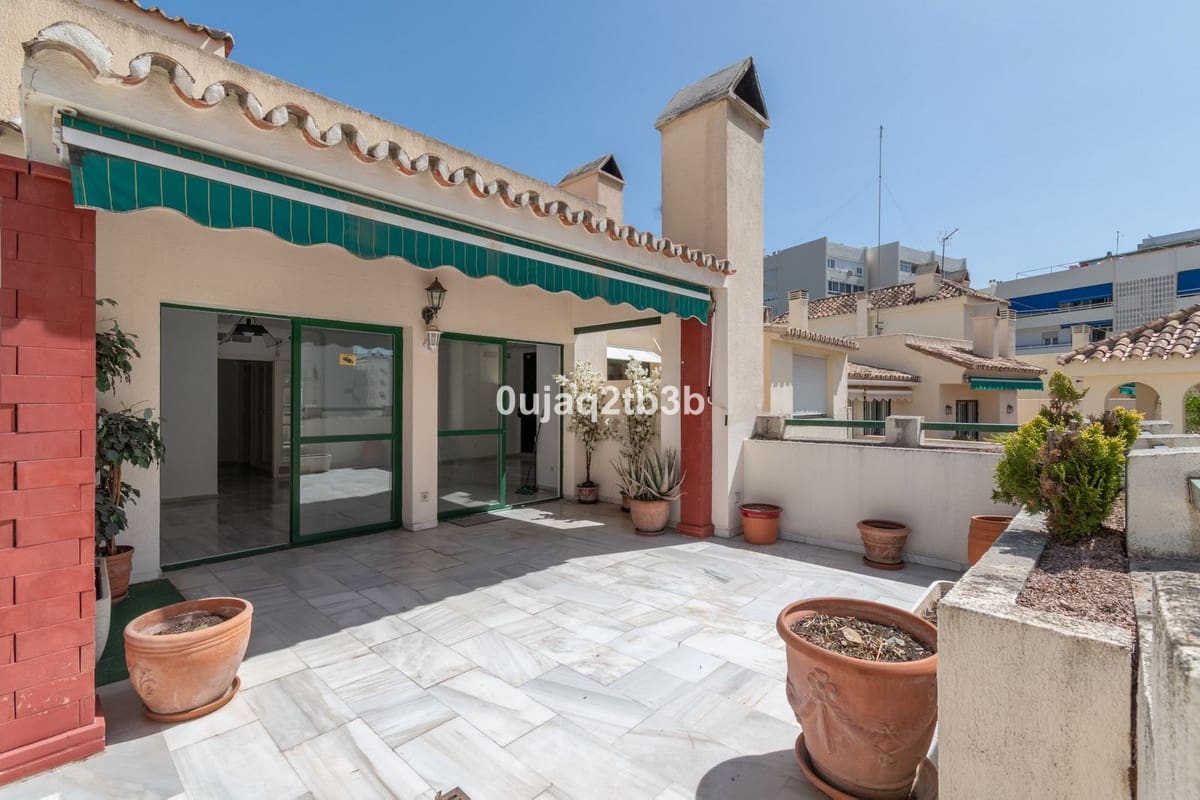 4 soveværelse Penthouse til salg i Marbella med garage - € 875.000 (Ref: 6452037)