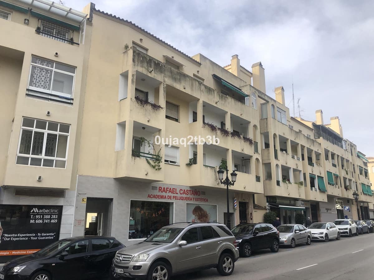 4 soveværelse Penthouse til salg i Marbella med garage - € 875.000 (Ref: 6452037)