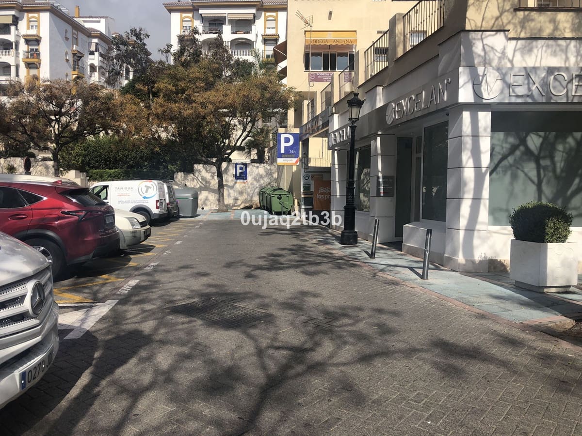 4 soveværelse Penthouse til salg i Marbella med garage - € 875.000 (Ref: 6452037)