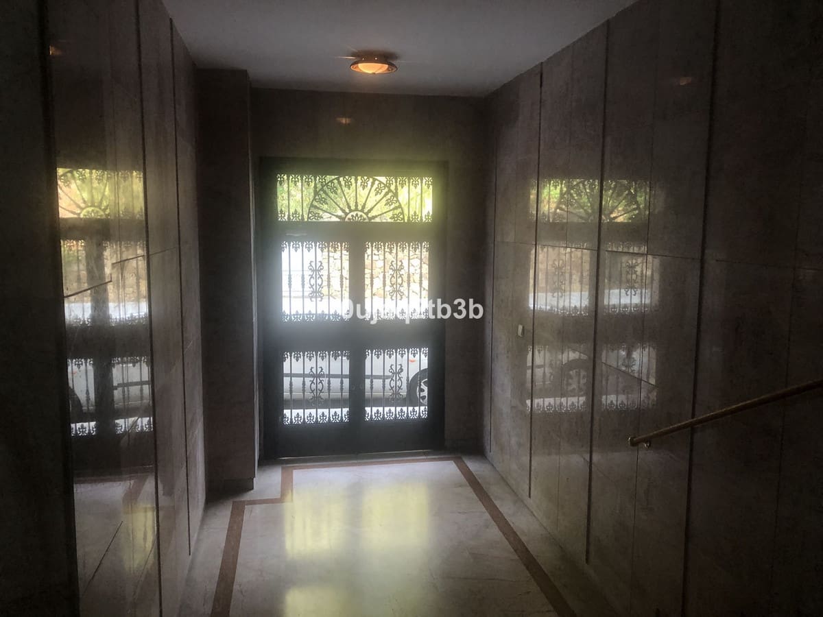 4 soveværelse Penthouse til salg i Marbella med garage - € 875.000 (Ref: 6452037)