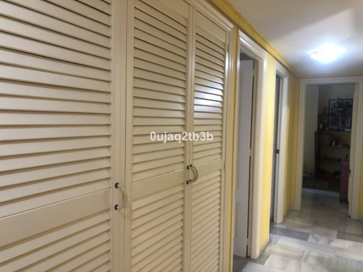 4 soveværelse Penthouse til salg i Marbella med garage - € 875.000 (Ref: 6452037)