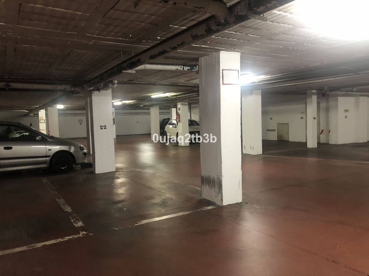 4 soveværelse Penthouse til salg i Marbella med garage - € 875.000 (Ref: 6452037)