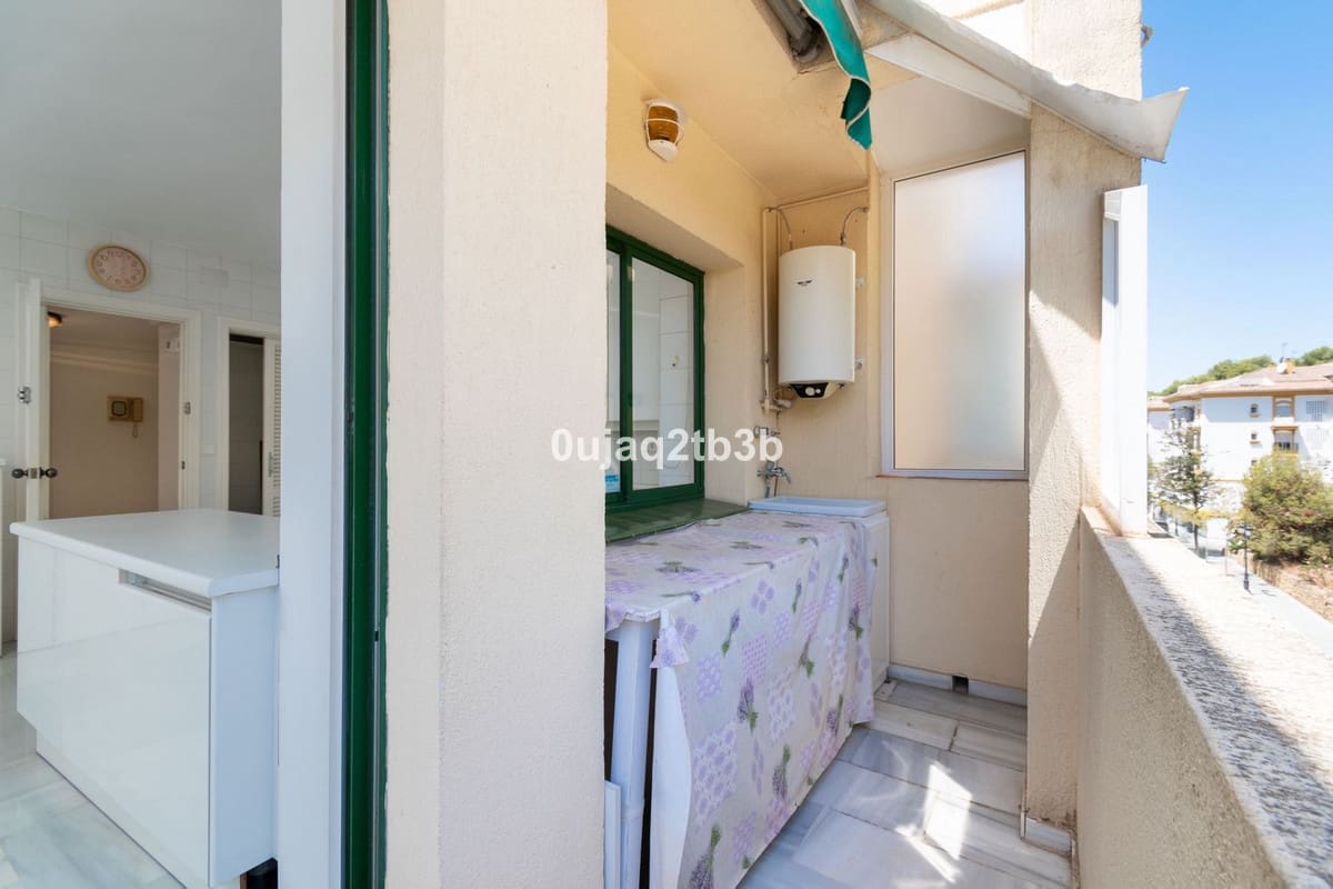 4 soveværelse Penthouse til salg i Marbella med garage - € 875.000 (Ref: 6452037)