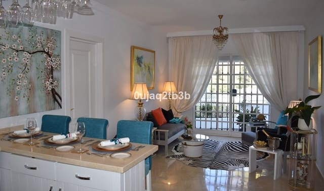 2 sypialnia Dom na sprzedaż w Nueva Andalucia, Marbella z basenem - 550 000 € (Ref: 8482279)