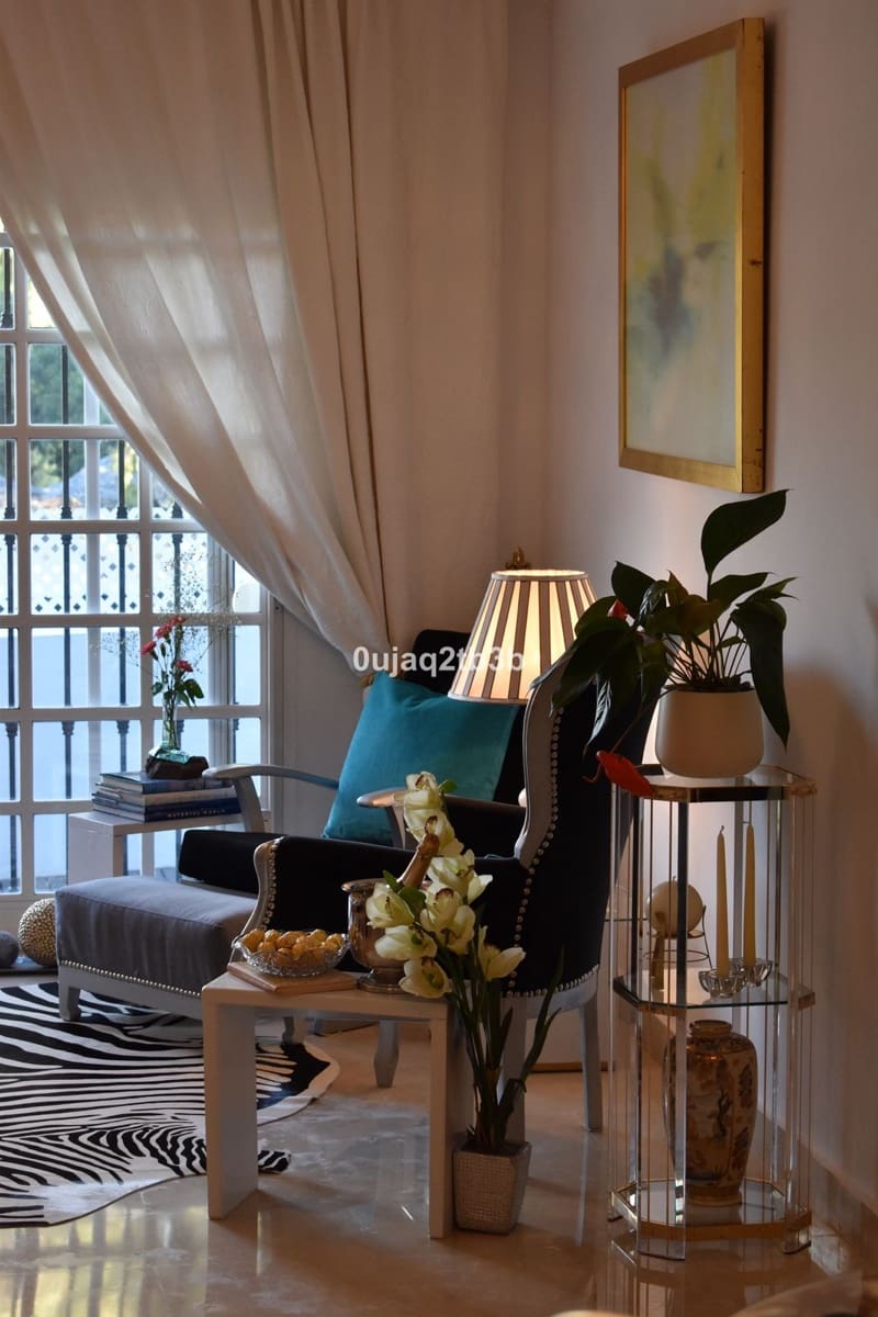 2 slaapkamer Huis te koop in Nueva Andalucia met zwembad - € 550.000 (Ref: 8482279)