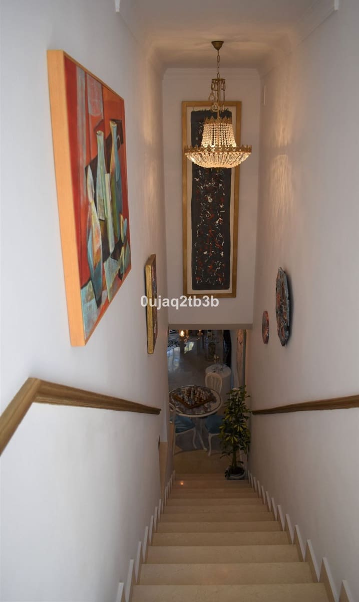2 slaapkamer Huis te koop in Nueva Andalucia met zwembad - € 550.000 (Ref: 8482279)