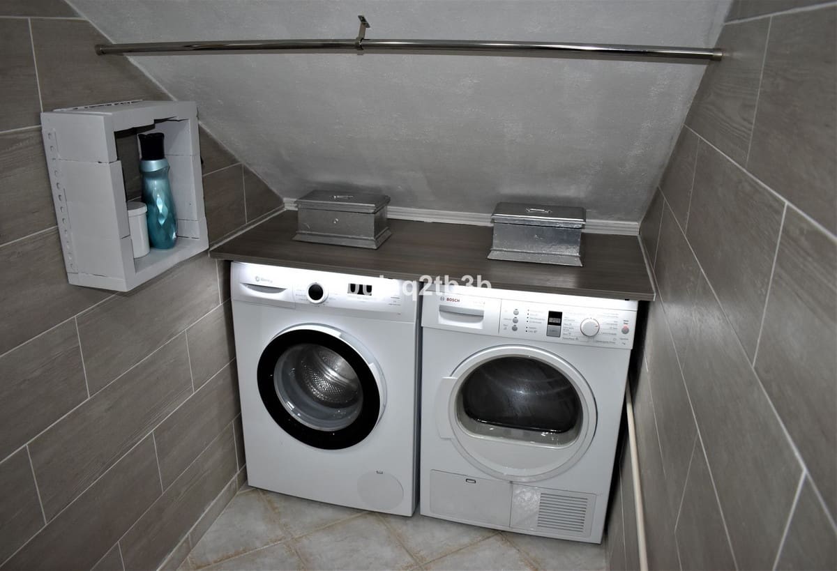 2 slaapkamer Huis te koop in Nueva Andalucia met zwembad - € 550.000 (Ref: 8482279)