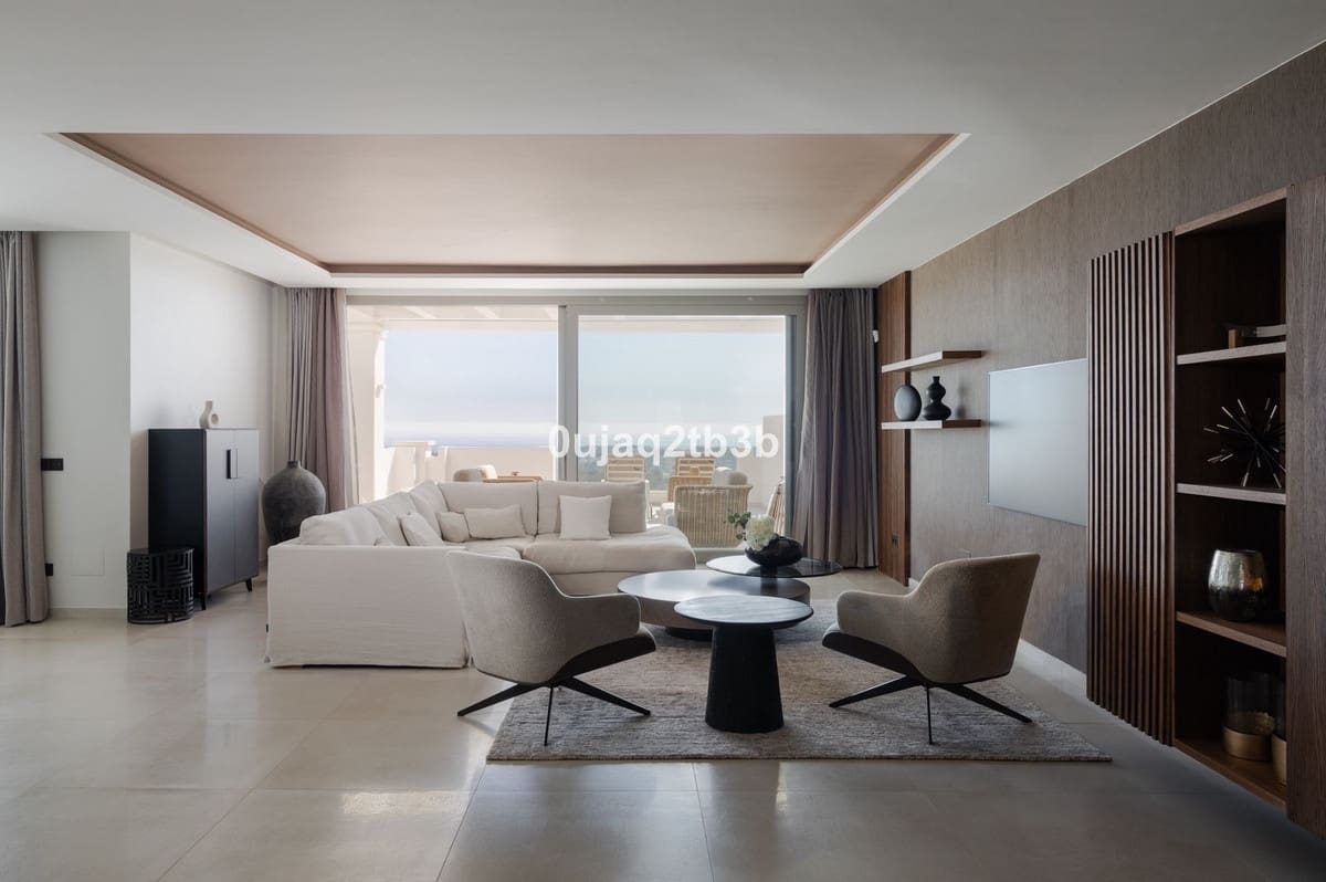 2 bedroom Apartment for sale in Nueva Andalucia with pool garage - € 1,595,000 (Ref: 8520979)