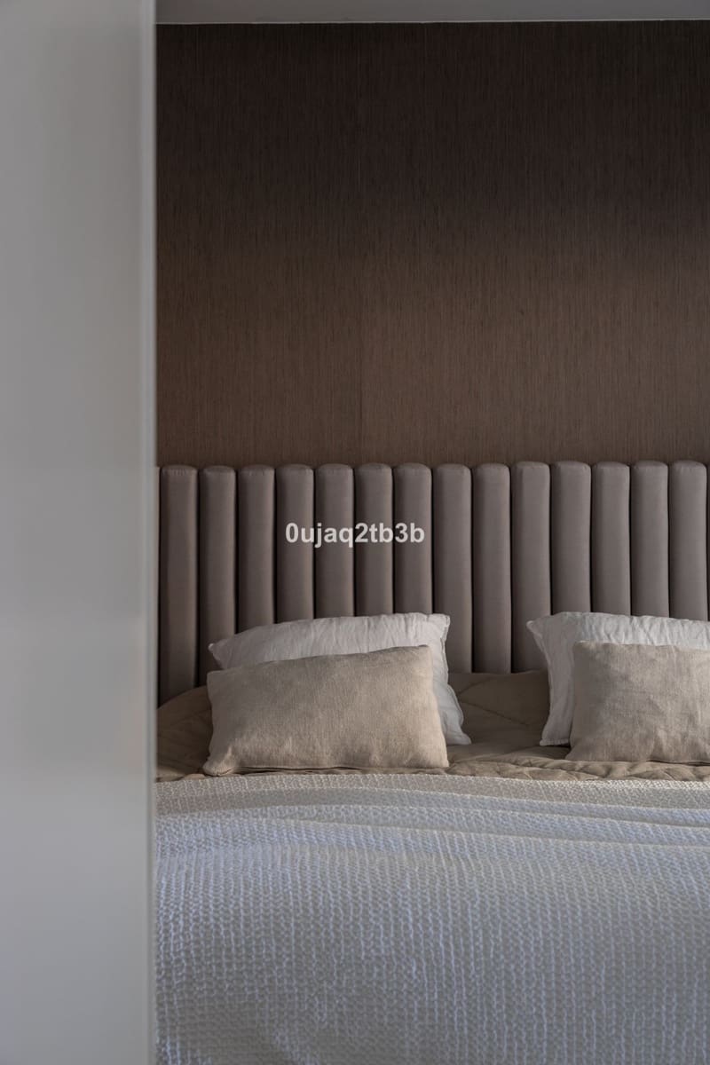 2 bedroom Apartment for sale in Nueva Andalucia with pool garage - € 1,595,000 (Ref: 8520979)