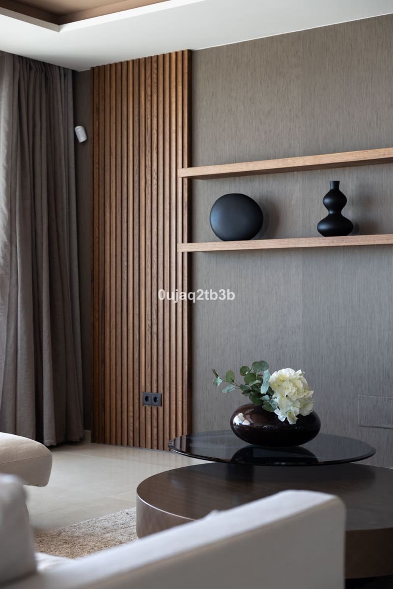 2 bedroom Apartment for sale in Nueva Andalucia with pool garage - € 1,595,000 (Ref: 8520979)