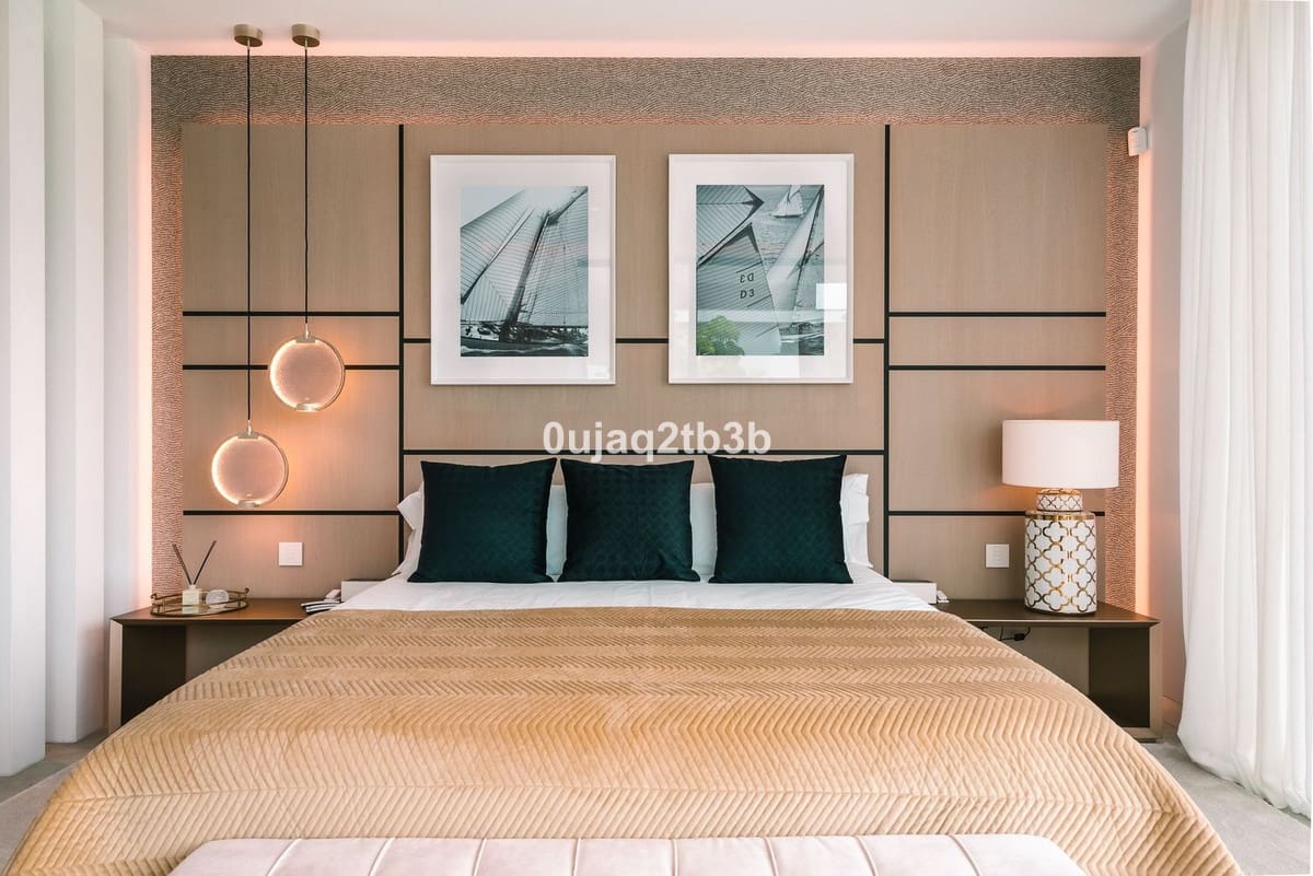 5 bedroom Villa for sale in Nueva Andalucia with pool garage - € 4,995,000 (Ref: 8520981)