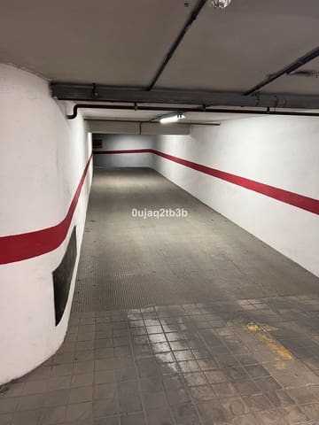 1 slaapkamer Commercieel te koop in Marbella - € 35.000 (Ref: 8611372)