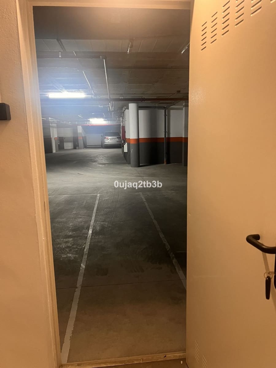 1 camera da letto Commerciale da affittare in San Pedro de Alcantara con garage - 350 € (Rif: 8670814)