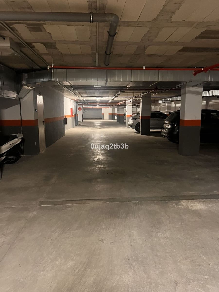 1 camera da letto Commerciale da affittare in San Pedro de Alcantara con garage - 350 € (Rif: 8670814)
