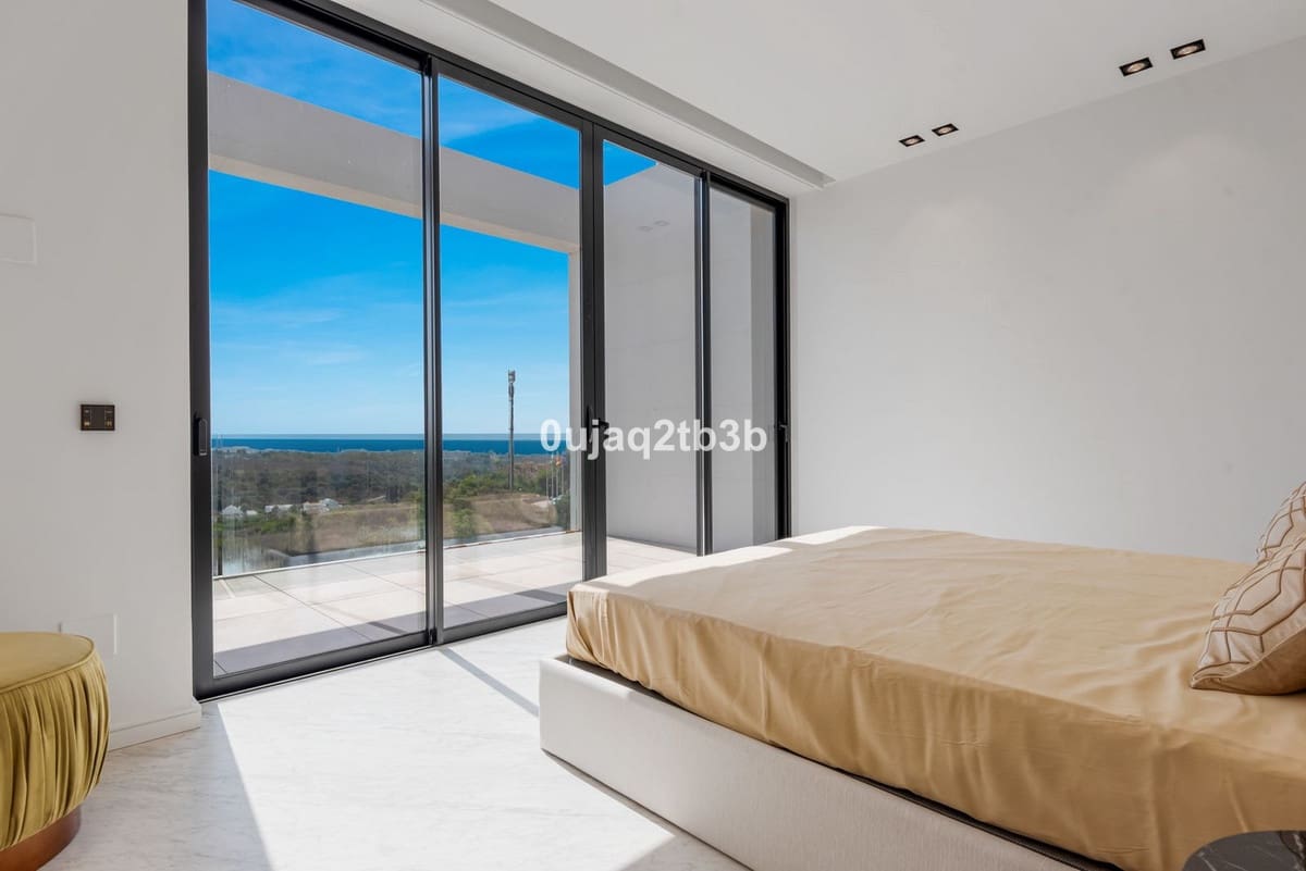 5 bedroom Villa for sale in Los Flamingos with pool garage - € 4,300,000 (Ref: 8686670)