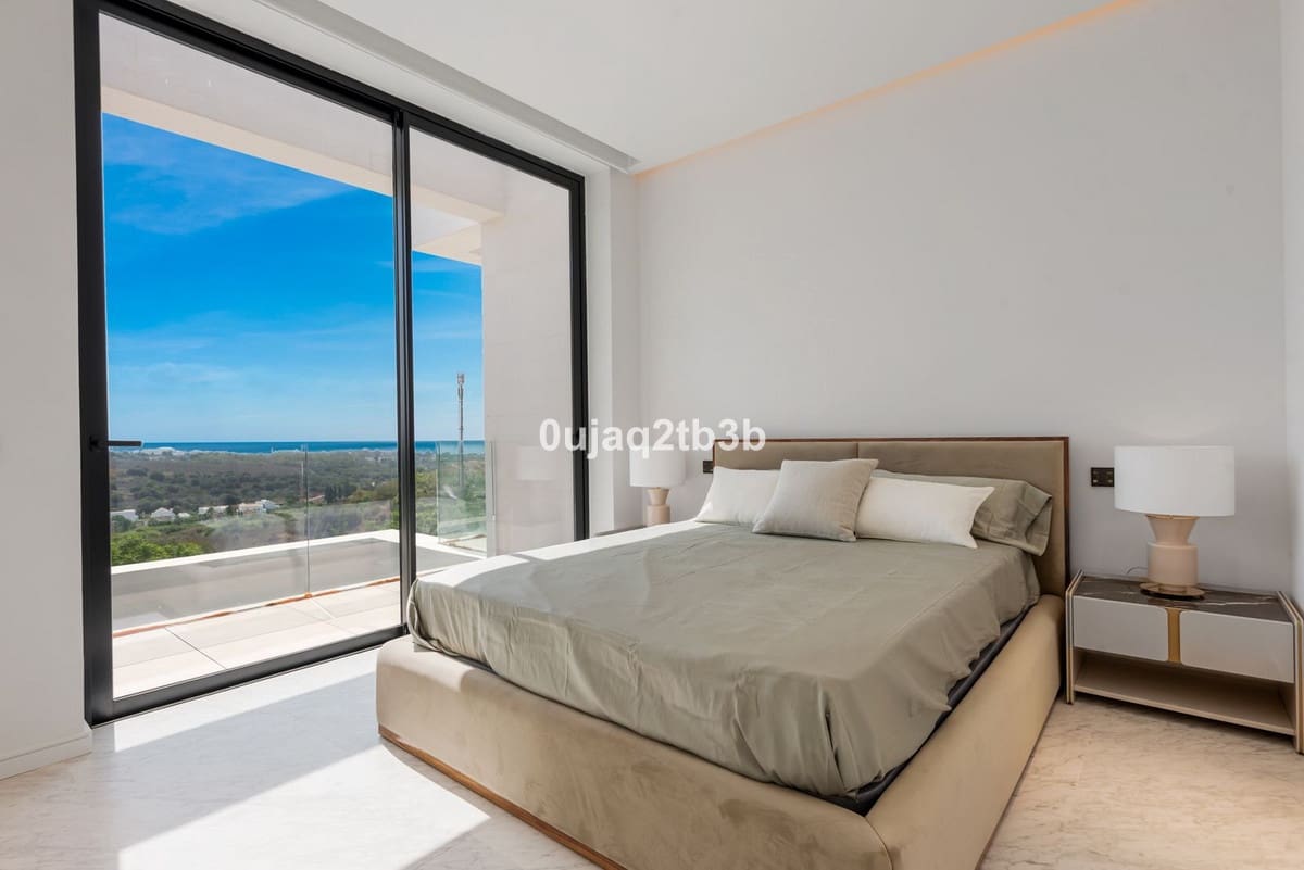 5 bedroom Villa for sale in Los Flamingos with pool garage - € 4,300,000 (Ref: 8686670)