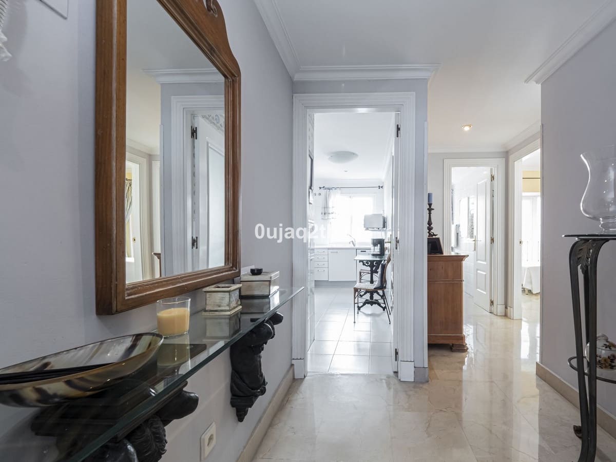 2 bedroom Apartment for sale in Puerto Banus with pool garage - € 1,575,000 (Ref: 8689920)
