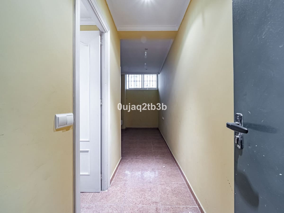 2 bedroom Apartment for sale in Puerto Banus with pool garage - € 1,575,000 (Ref: 8689920)