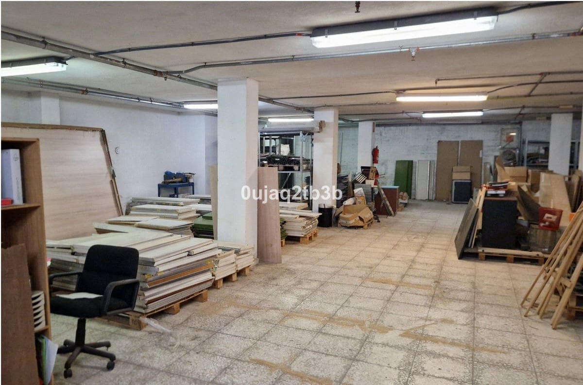 8 slaapkamer Commercieel te koop in Marbella met garage - € 5.800.000 (Ref: 8989254)