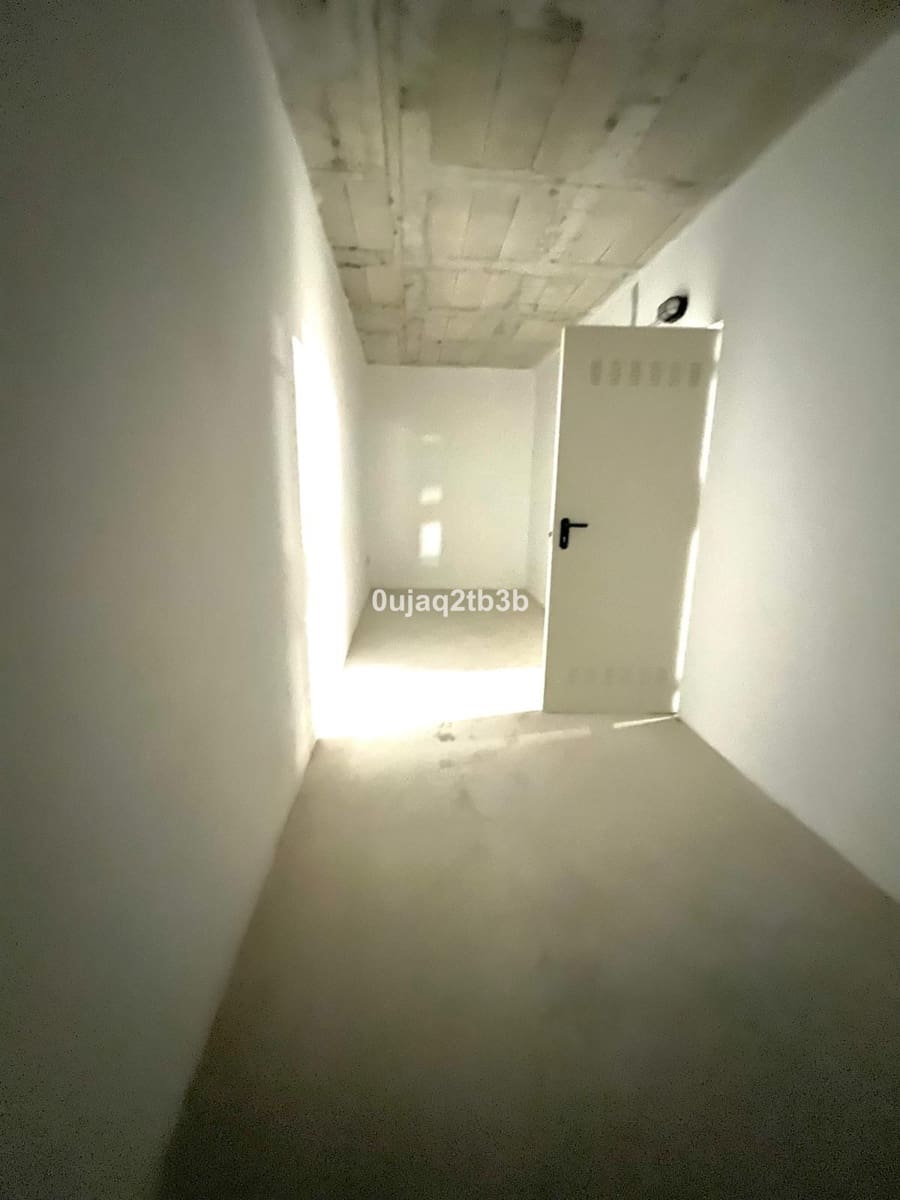 1 sypialnia Komercyjne do wynajęcia w San Pedro de Alcantara z garażem - 350 € (Ref: 9187856)