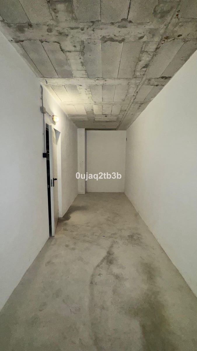 1 sypialnia Komercyjne do wynajęcia w San Pedro de Alcantara z garażem - 350 € (Ref: 9187856)