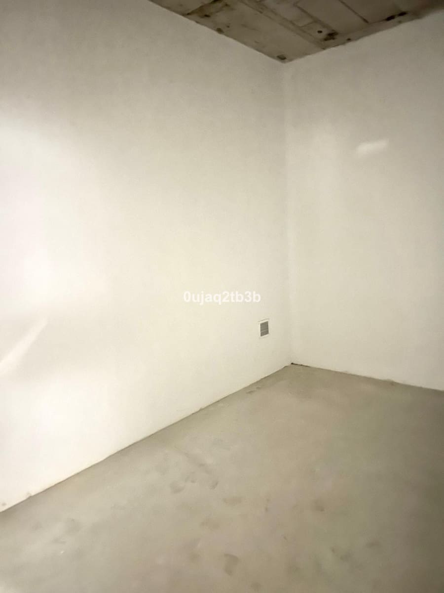 1 sypialnia Komercyjne do wynajęcia w San Pedro de Alcantara z garażem - 350 € (Ref: 9187856)