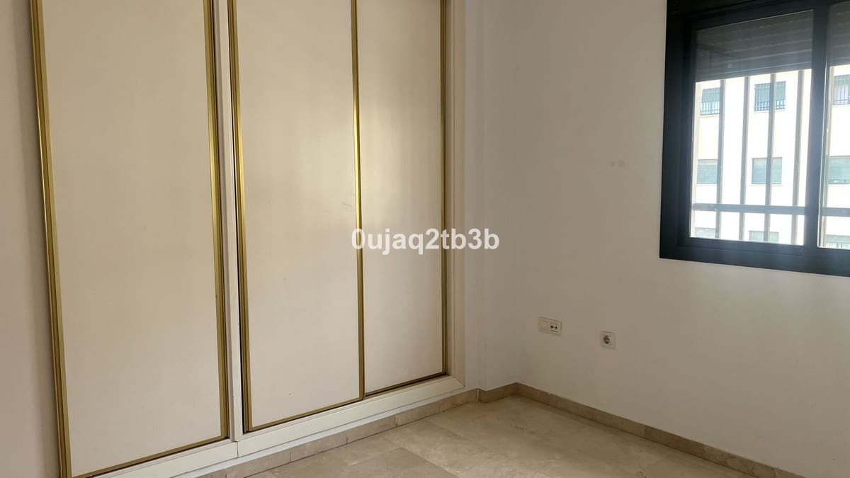 3 bedroom Apartment for sale in Estepona with pool - € 477,000 (Ref: 9245748)