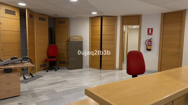 10 bedroom Office for rent in Marbella - € 10,000 (Ref: 9296084)