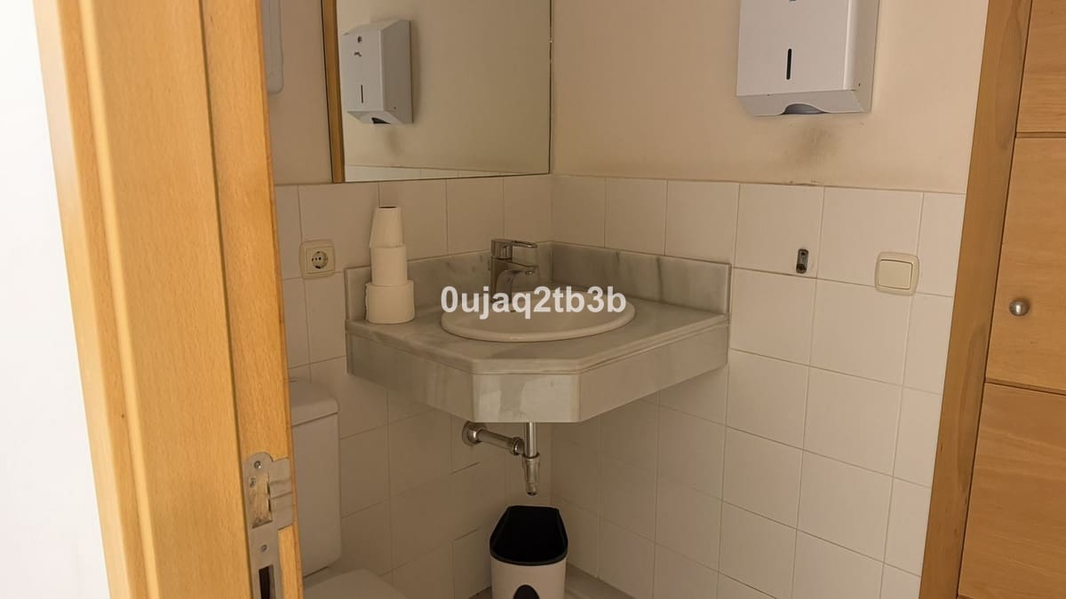 10 soveværelse Kontor til leje i Marbella - € 10.000 (Ref: 9296084)