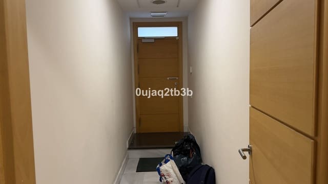 10 camera da letto Ufficio da affittare in Marbella - 10.000 € (Rif: 9296084)