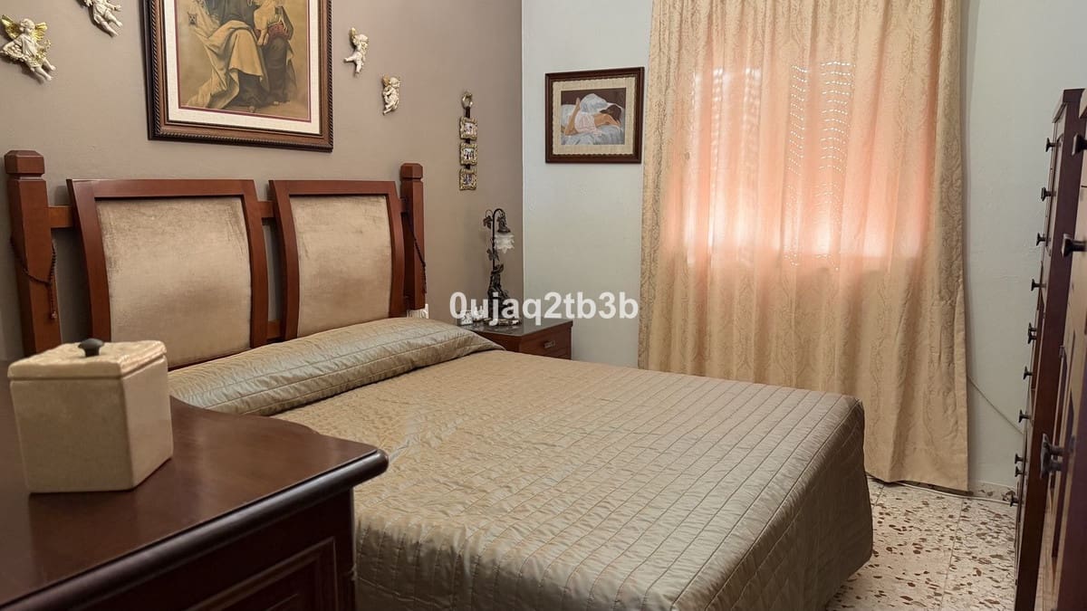 Building Plot for sale in Estepona - € 1,550,000 (Ref: 9332764)