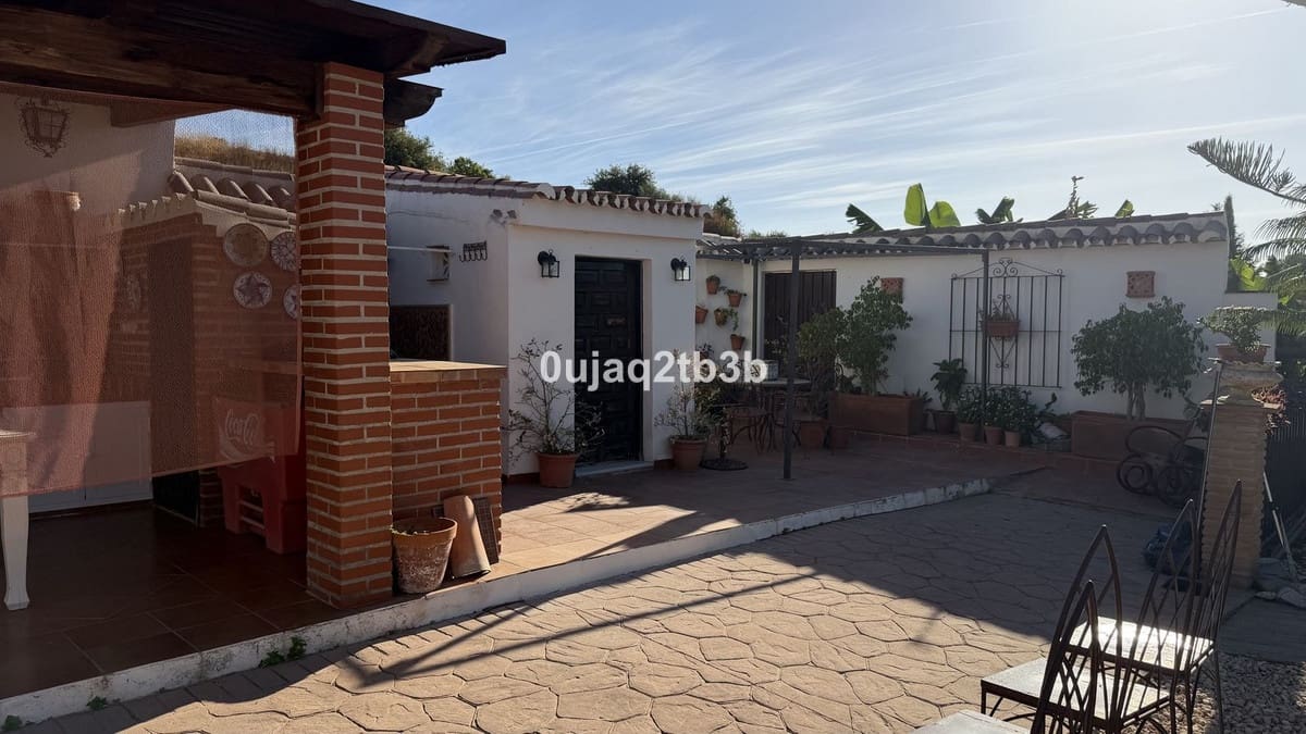 Terrain à Bâtir à vendre à Estepona - 1 550 000 € (Ref: 9332764)