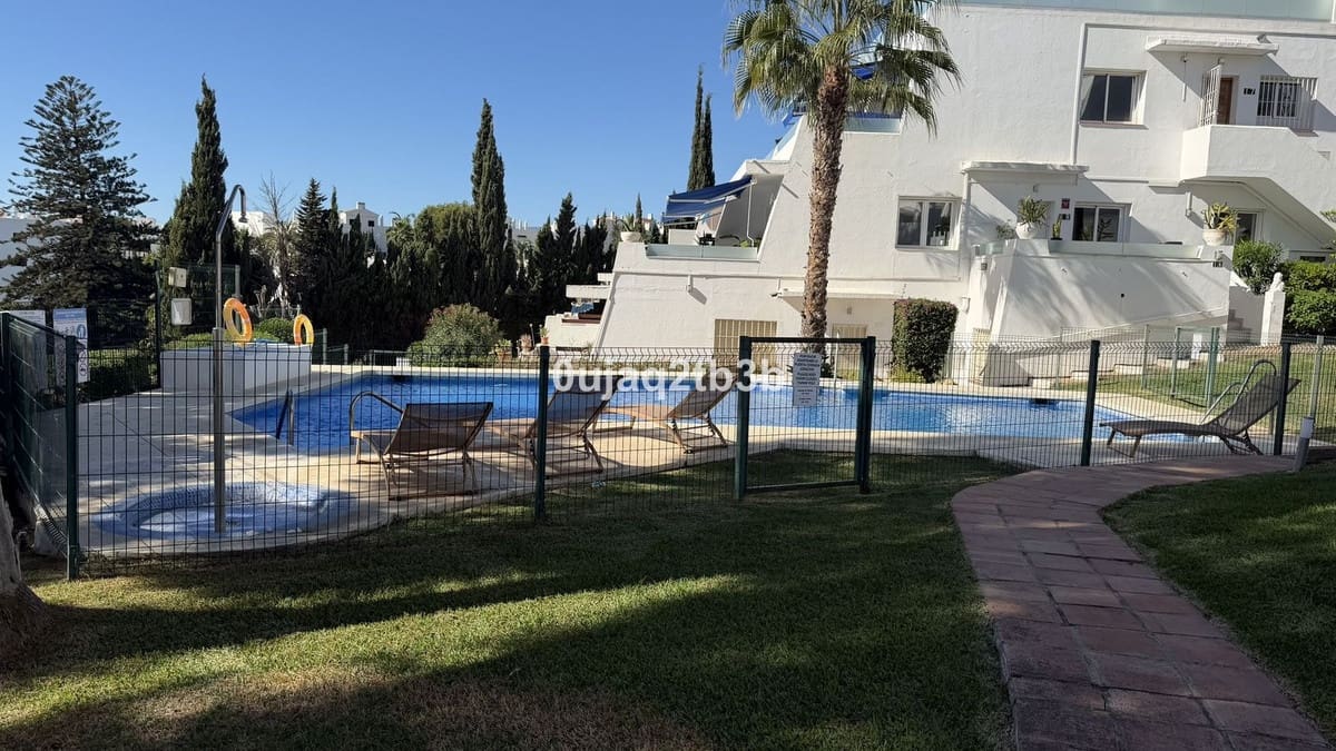 3 sovrum Lägenhet till salu i Nueva Andalucia med pool - 630 000 € (Ref: 9357655)